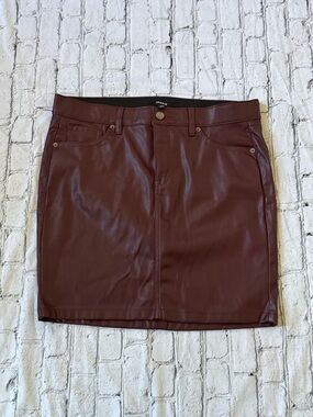 Plum skirt